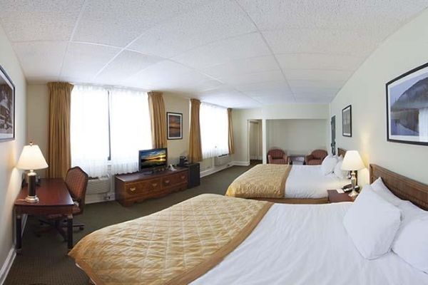 THE LAKE PLACID SUMMIT HOTEL (Lake Placid)
